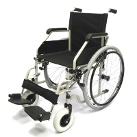 Кресло-коляска инвалидная стандартная комнатная прогулочная складная LY-250 (250-041/43-L), ширина сиденья 43 см, максимальный вес 120 кг