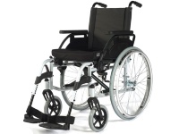 Кресло-коляска инвалидная складная Breezy Unix2 LY-250-074247, ширина сиденья 47 см, максимальный вес 125 кг. Для улицы и помещения