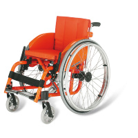 Кресло-коляска инвалидная детская алюминиевая со складной рамой LY-170 EMERALD