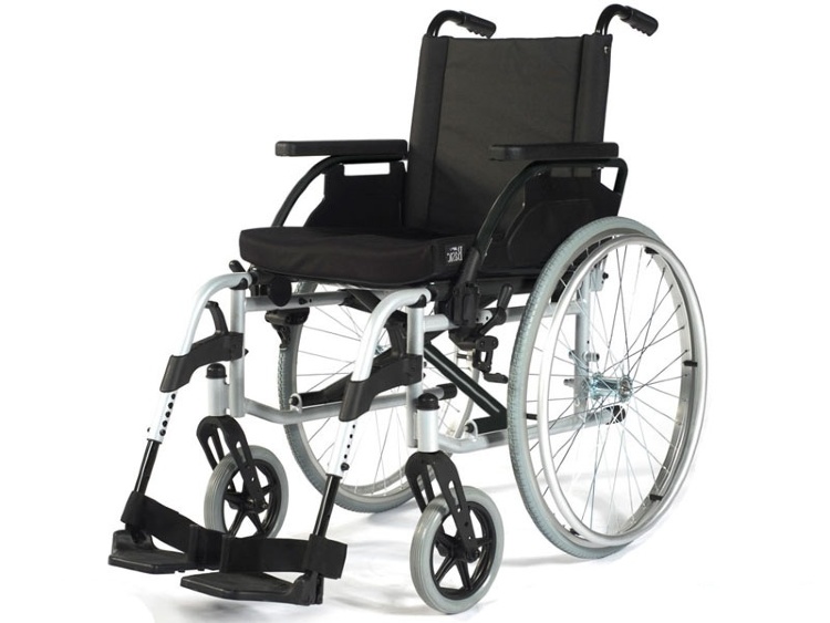 Кресло-коляска инвалидная складная Breezy Unix2 LY-250-074244, ширина сиденья 44 см, максимальный вес 125 кг. Для улицы и помещения