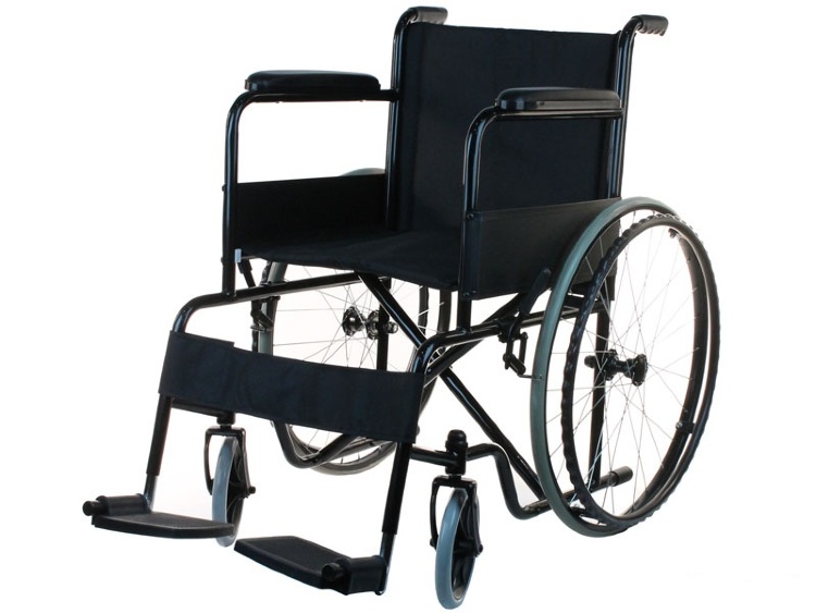 Кресло-коляска инвалидная комнатная стандартная складная LY-250 (250-101), ширина сиденья 45 см, максимальный вес 120 кг, Titan