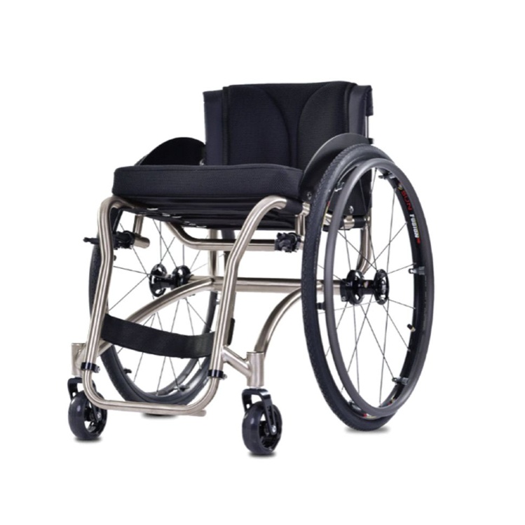 Кресло-коляска инвалидная с принадлежностями , вариант исполнения LY-710 , (710-Hilite XTR)